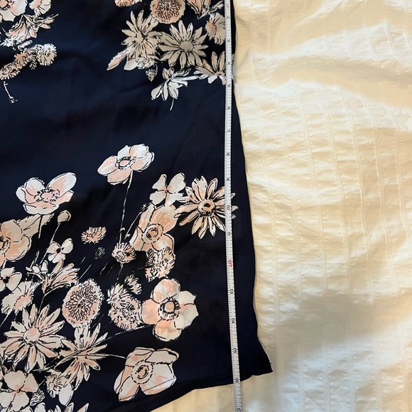 Maurices Blue Tank Top w/floral design, new with tags - Picture 4 of 6